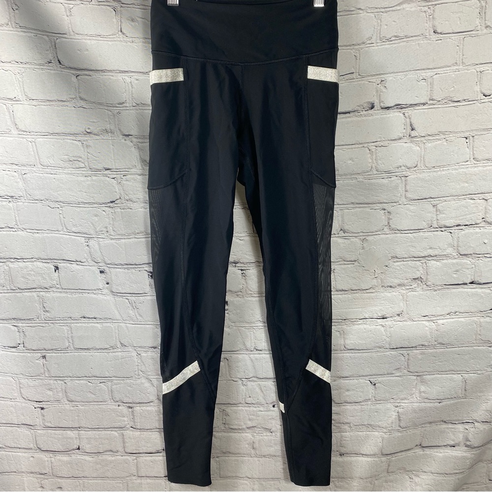 Victoria’s Secret Sport Black and Silver Leggings / Yoga Pants  Size XS